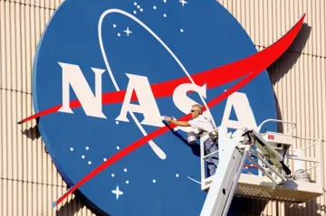 NASA dál propouští, peníze mají směřovat k Marsu