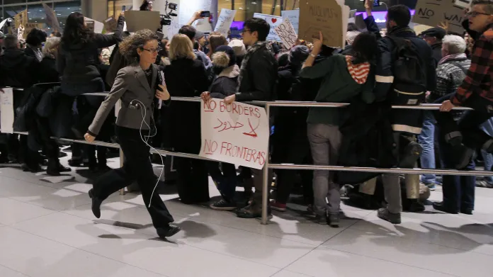 Protest na jednom z bostonských letišť