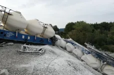 Soud definitivně osvobodil strojvedoucího žalovaného za vykolejení vlaku u Mariánských Lázní