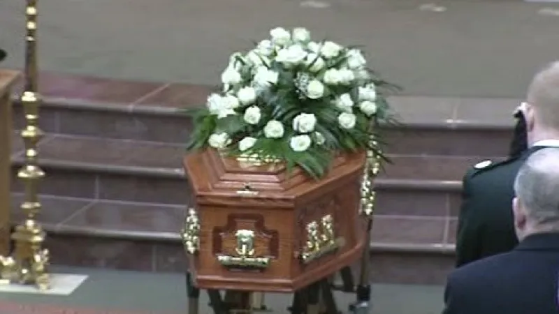 Pohřeb irského policisty