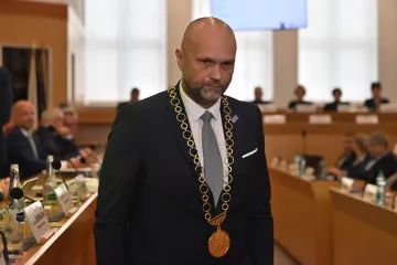 Moravskoslezským hejtmanem se stal Bělica. Nahradil nepravomocně odsouzeného Krkošku