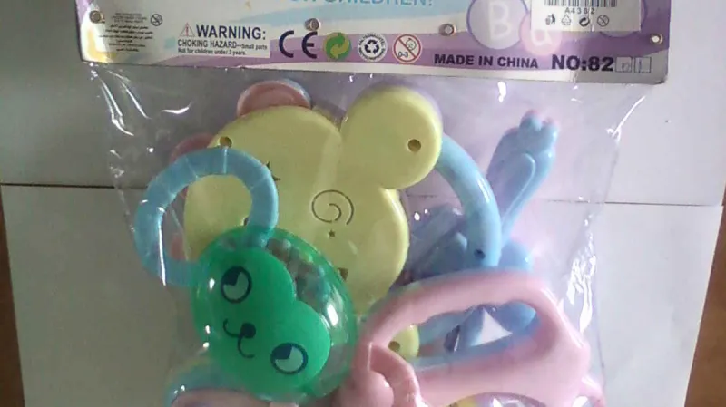 Nebezpečná chrastítka z Číny