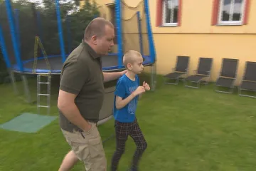 Daňová sleva na manželku či manžela by mohla zůstat i v případě péče o těžce nemocného člena rodiny