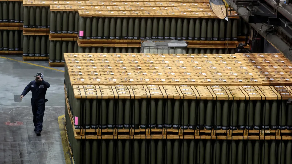 Americké dělostřelecké granáty ráže 155 milimetrů