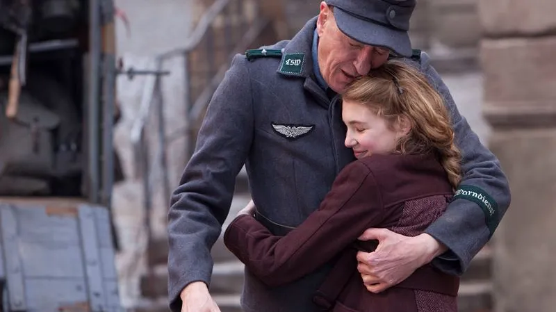 Zlodějka knih / Geoffrey Rush, Sophie Nélisseová