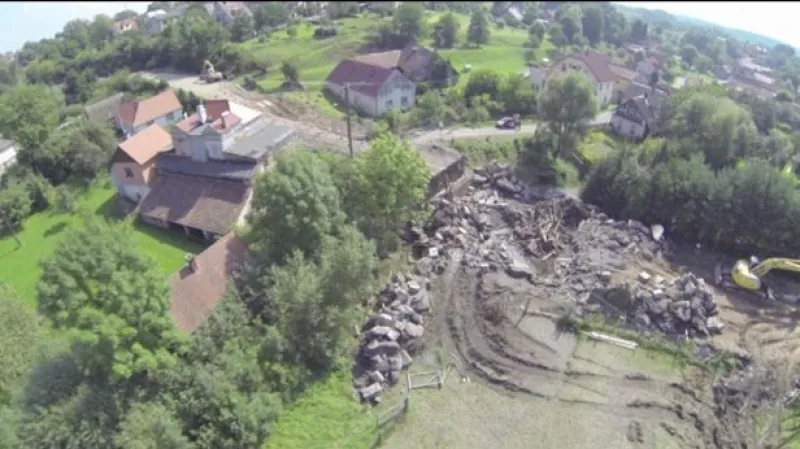 Trosky se vrátily stavbařům, zahynuli čtyři dělníci