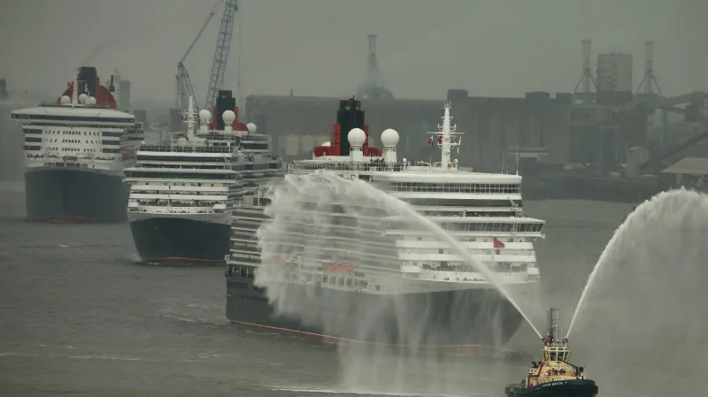 Říční tanec parníků společnosti Cunard