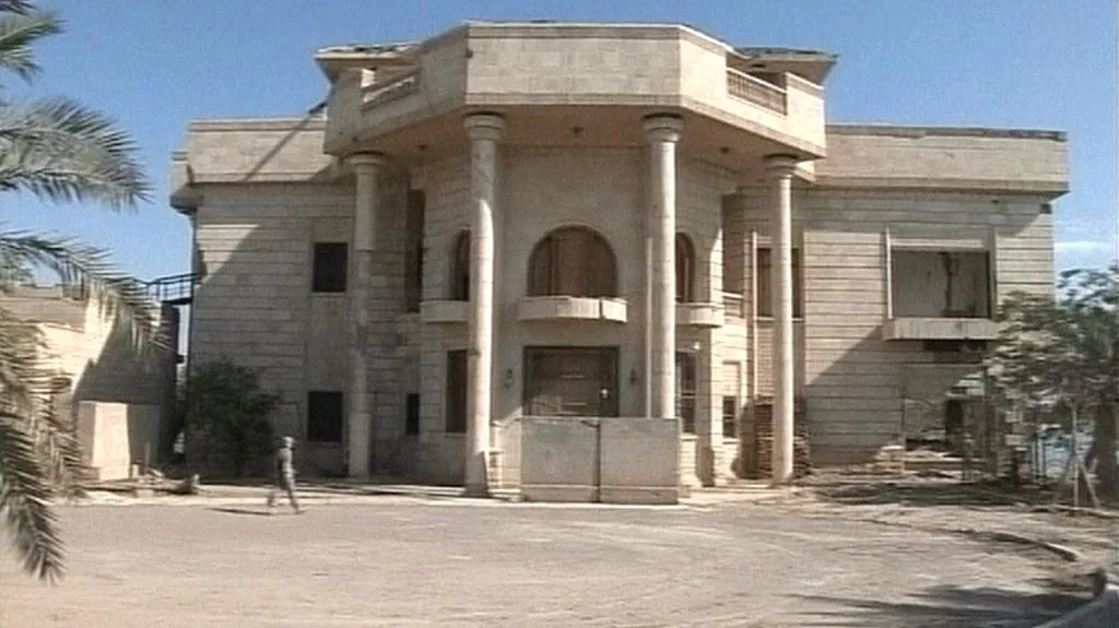 Palác, ve kterém věznili Američané Saddáma Husajna