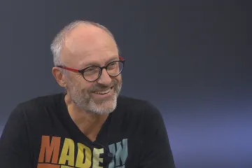 Je blbost chtít po karikaturistovi, aby byl korektní, říká Miroslav Kemel