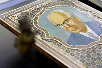 VIDEO: Národní muzeum získalo unikátní sbírku rudého Československa