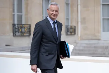 „Nikdo na to nebyl připraven.“ Lechtivý román francouzského ministra vyvolal pobouření