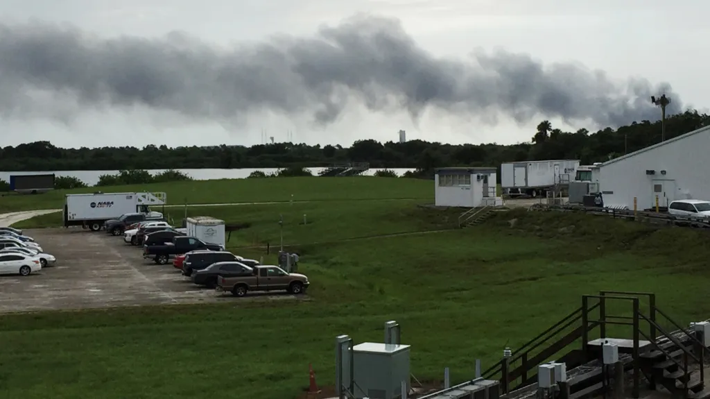 Výbuch rakety Falcon 9
