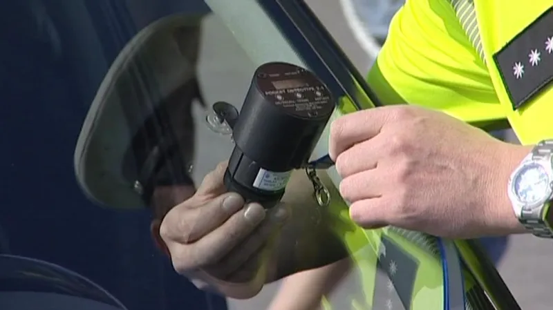 Měření průhlednosti skla