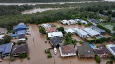 Zaplavené domy v australském Novém Jižním Walesu