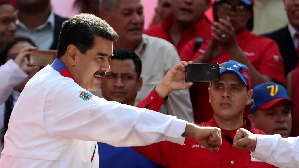 Venezuelský prezident Nicolás Maduro na provládním shromáždění