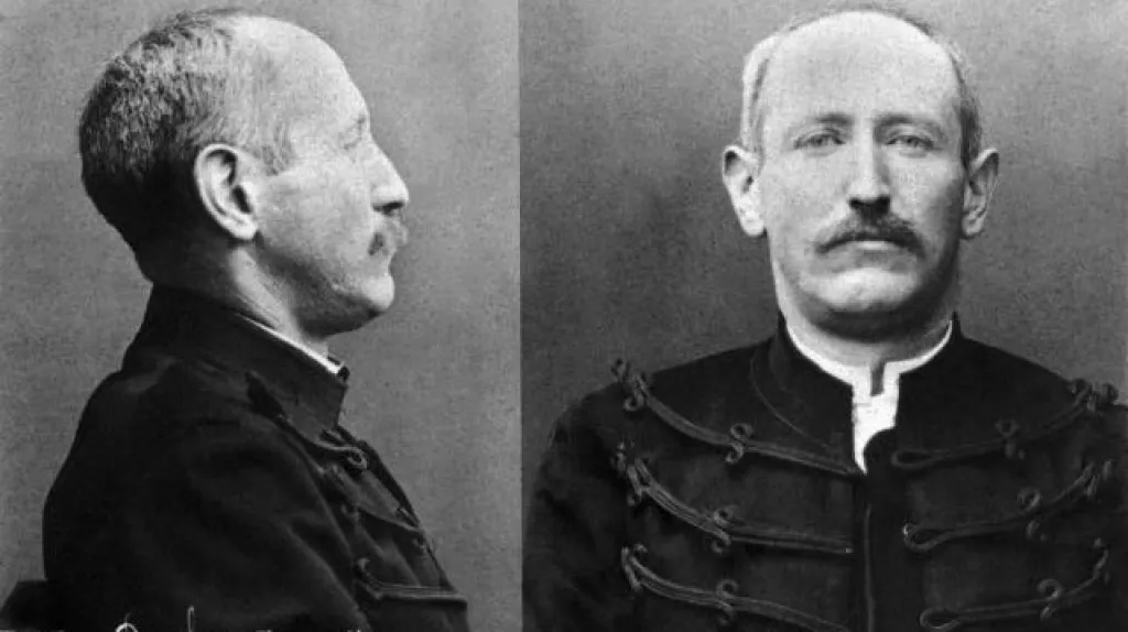 Dělostřelecký důstojník Alfred Dreyfus