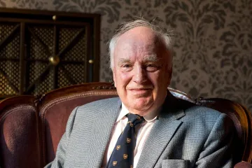 Jedno z Wintonových dětí odkázalo třeboňskému gymnáziu miliony