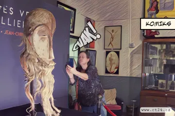 Francouzský soud řeší kuriózní spor ohledně staré africké masky. Vložila se do něj i gabonská vláda