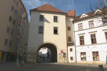 Měnínská brána v Brně po opravě představí historii městského opevnění