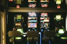 Chrášťany schválily zákaz hazardu