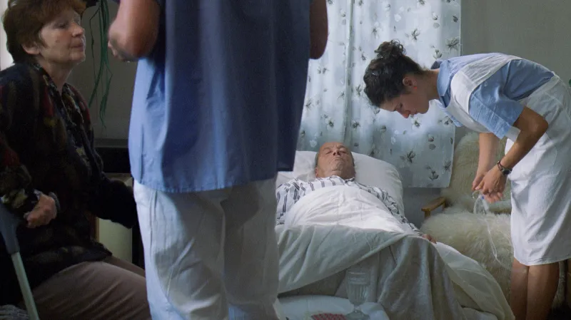 Do kin vstupuje drama Prach