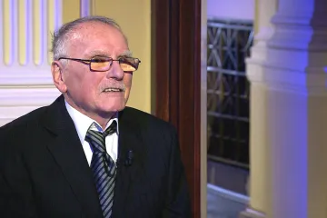 Textař Eduard Krečmar: Karel Gott měl rád pravdivé texty