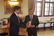 Bývalý brněnský primátor Vokřál dostal rakouské vyznamenání za akce smíření 