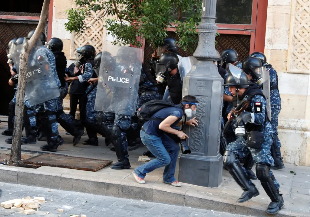 Protivládní protesty v hlavním městě Libanonu