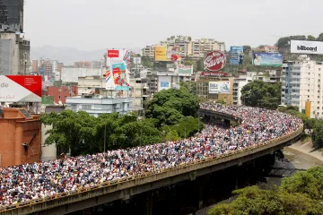 Během protivládní demonstrace ve Venezuele zemřeli tři lidé