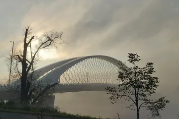 Česko čeká oblačný týden s přeháňkami a na horách se sněžením