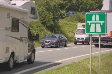 Dálniční známky zřejmě nebudou pravidelně zdražovat