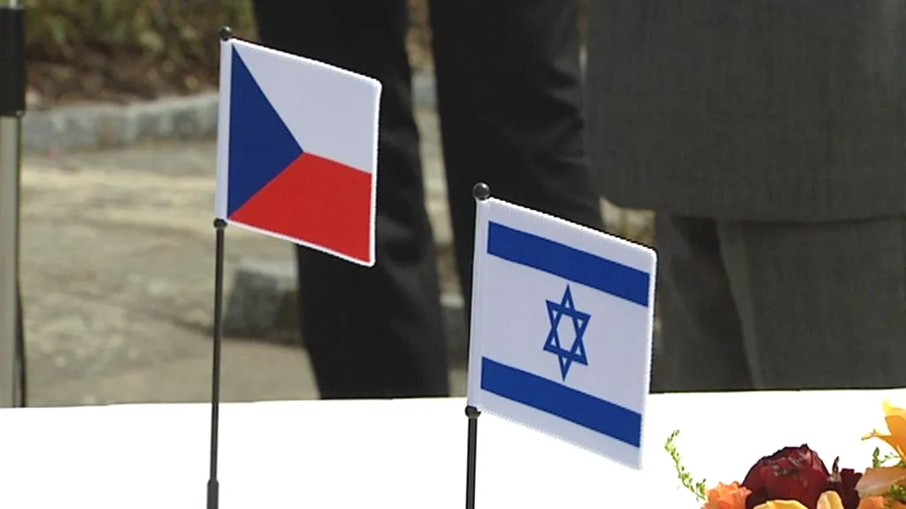 Česká a izraelská vlajka