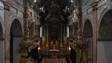 Oltář jezuitského kostela svaté Panny Marie v Brně