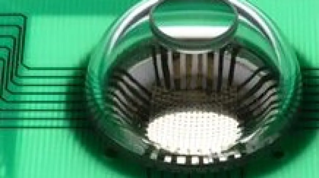 Vize elektronického oka se přiblížila skutečnosti