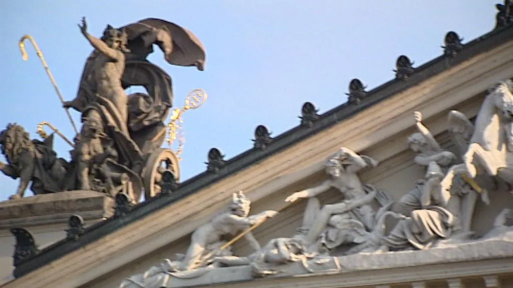 Budova Státní opery Praha
