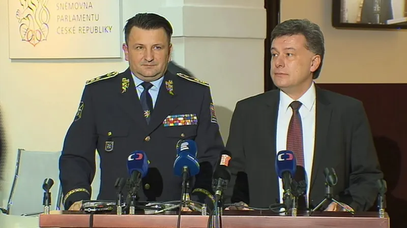 Brífink po výslechu policejního prezidenta Tuhého