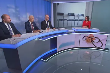 Lékařů není málo, problém je v organizaci, míní Philip. Pediatrů ubývá, absolventi nechtějí do maloměst, říká Bodnár z VZP