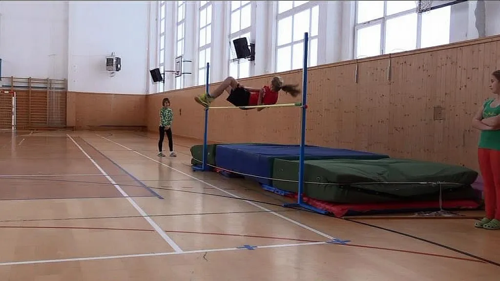 Výškařské klání na ZŠ Okříšky