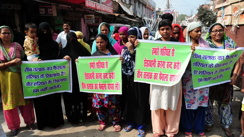 Protestující proti zákazu praxe talák