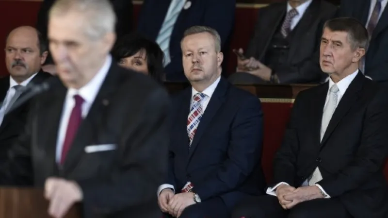 vláda,  Autor: Ondřej Deml,  Zdroj: ČTK