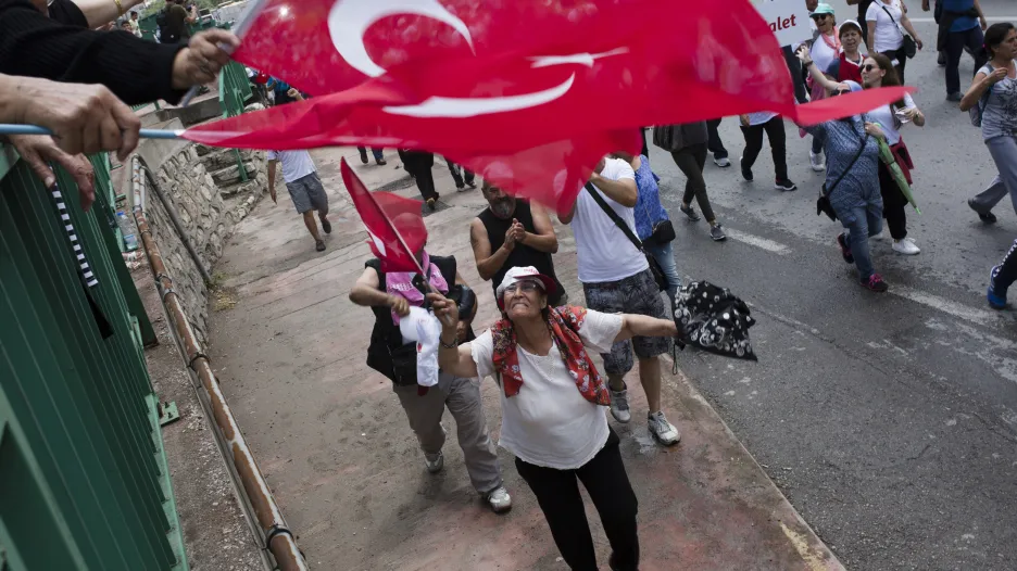 Pochod spravedlnosti na trase Ankara Istanbul v Turecku