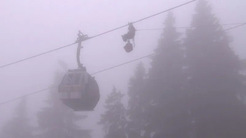 Lanovka na Černou horu při cvičení Horské služby a hasičů