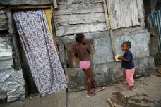 Kojenec jako rukojmí. Gabonská porodnice zadržovala novorozence kvůli nezaplaceným účtům