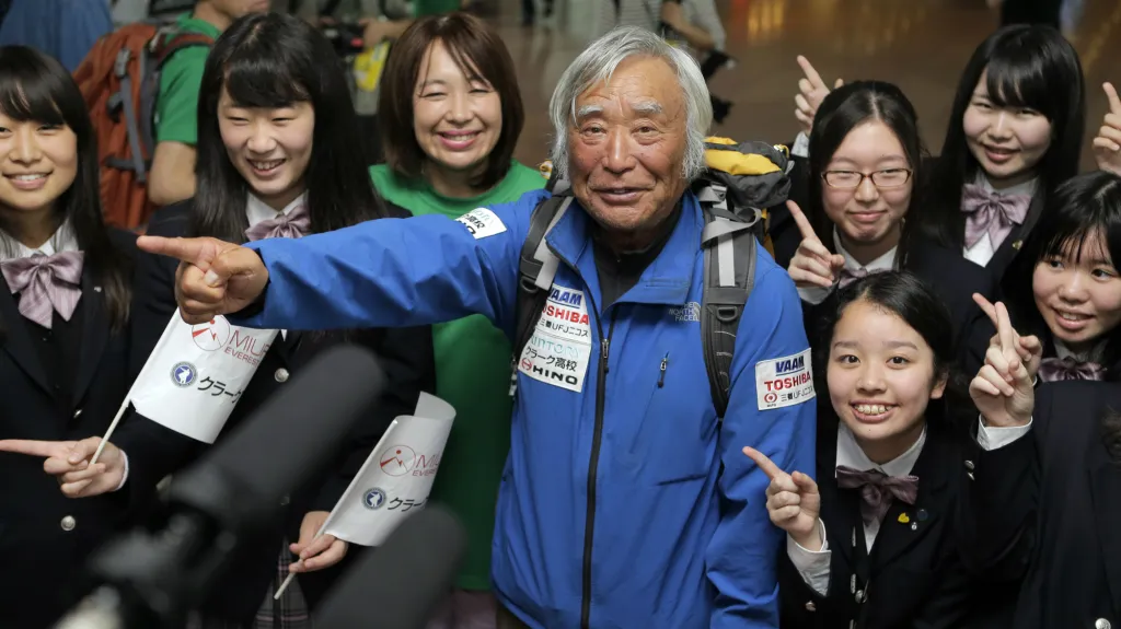 Joičiro Miura je nejstarším pokořitelem Mount Everestu