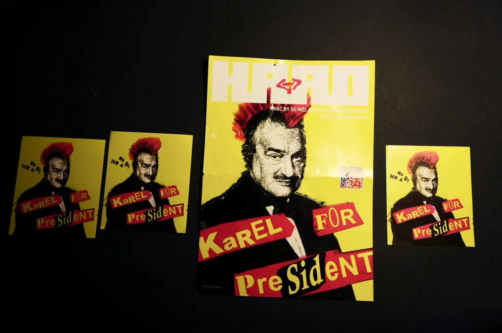 Samolepka k předvolební prezidentské kampani Karla Schwarzenberga. Prezidentské volby 2013