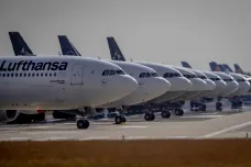 Lufthansa chce zrušit 22 tisíc míst, z toho polovinu v Německu