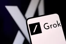 Muskův chatbot psal o „genocidě bílých“, i když nebyl tázán