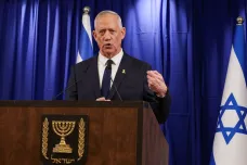 Gantz končí v izraelském válečném kabinetu. Netanjahu ho vyzývá, aby zůstal