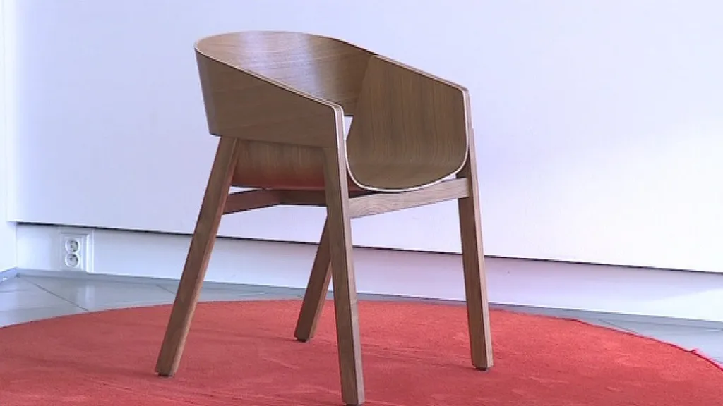 Oceněné dřevěné křeslo Merano