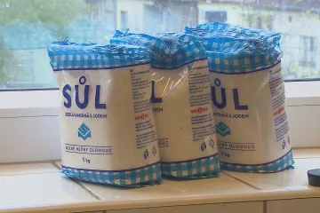 Češi si každý den dopřávají téměř třikrát více soli, než doporučuje WHO
